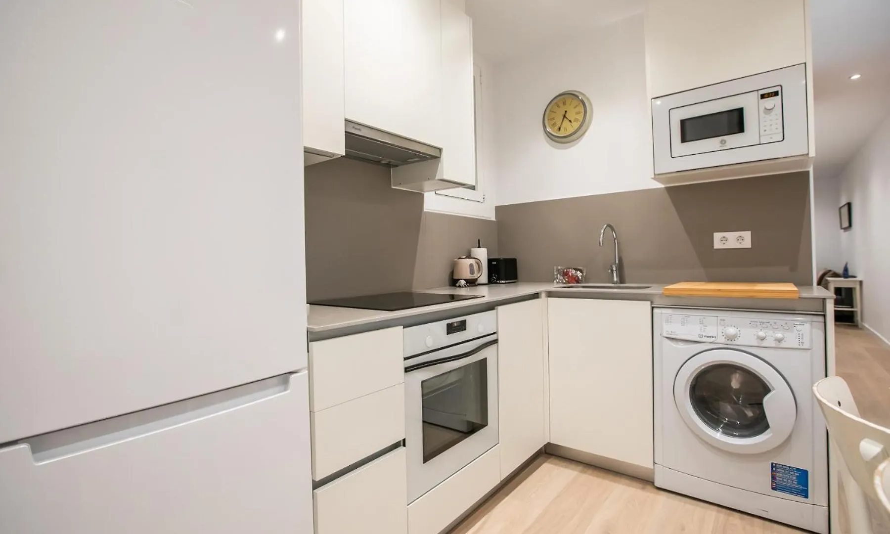 ברצלונה E4Lle1031 - Studio Next To Plaza Espanya דירה